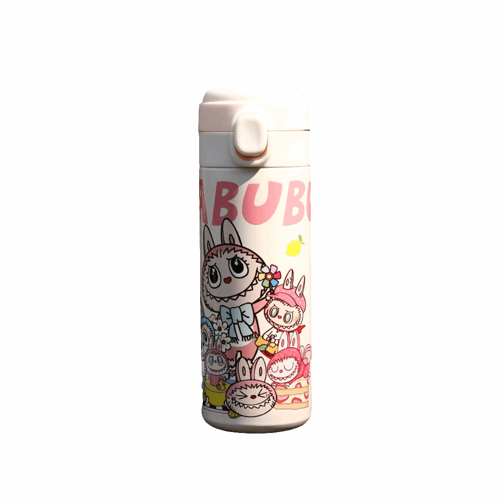 alt="Gourde thermos Labubu 420ml en acier inoxydable – bouteille isotherme colorée avec illustrations Labubu, protège boissons chaudes et froides, légère et pratique"