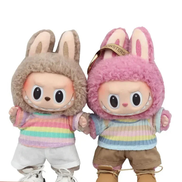 alt="Vêtements en coton pour figurines Labubu – couleurs variées, style kawaii, tissu doux et confortable, accessoires mode pour poupées 15-17 cm"