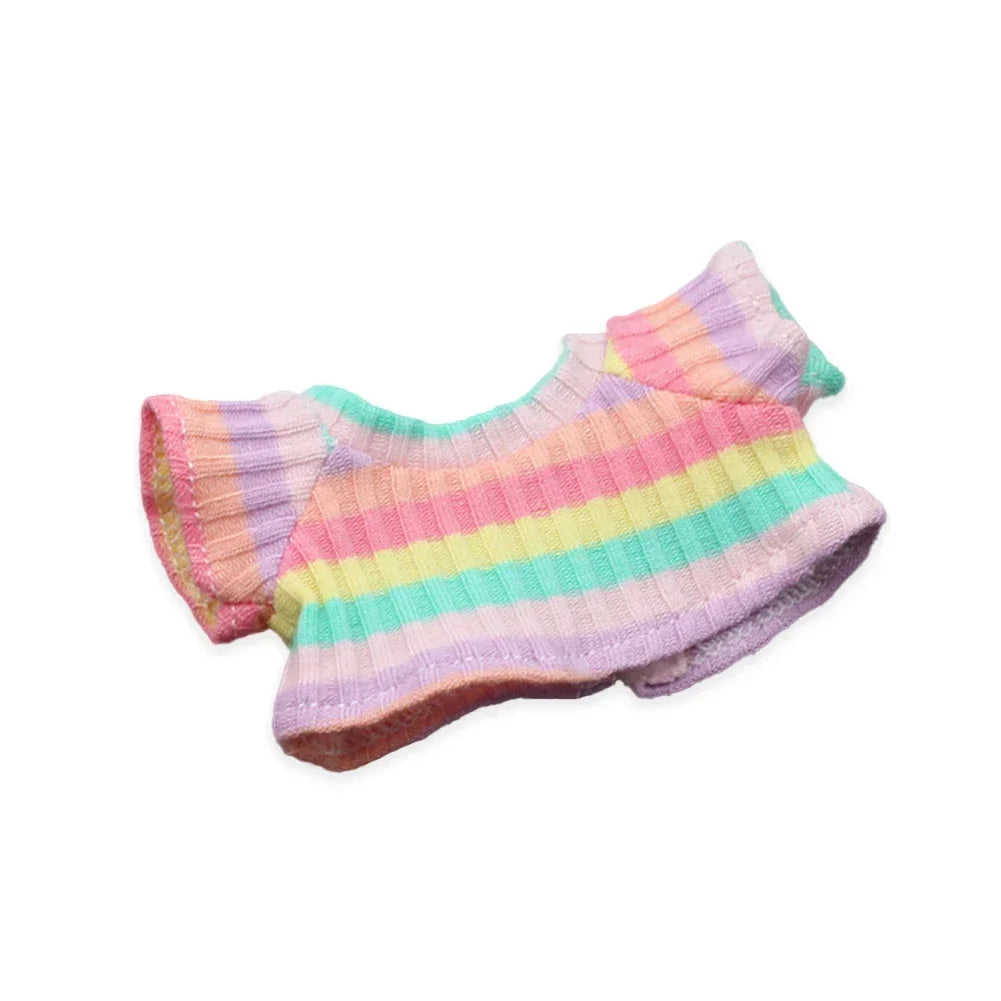 alt="Vêtements en coton pour figurines Labubu – couleurs variées, style kawaii, tissu doux et confortable, accessoires mode pour poupées 15-17 cm"