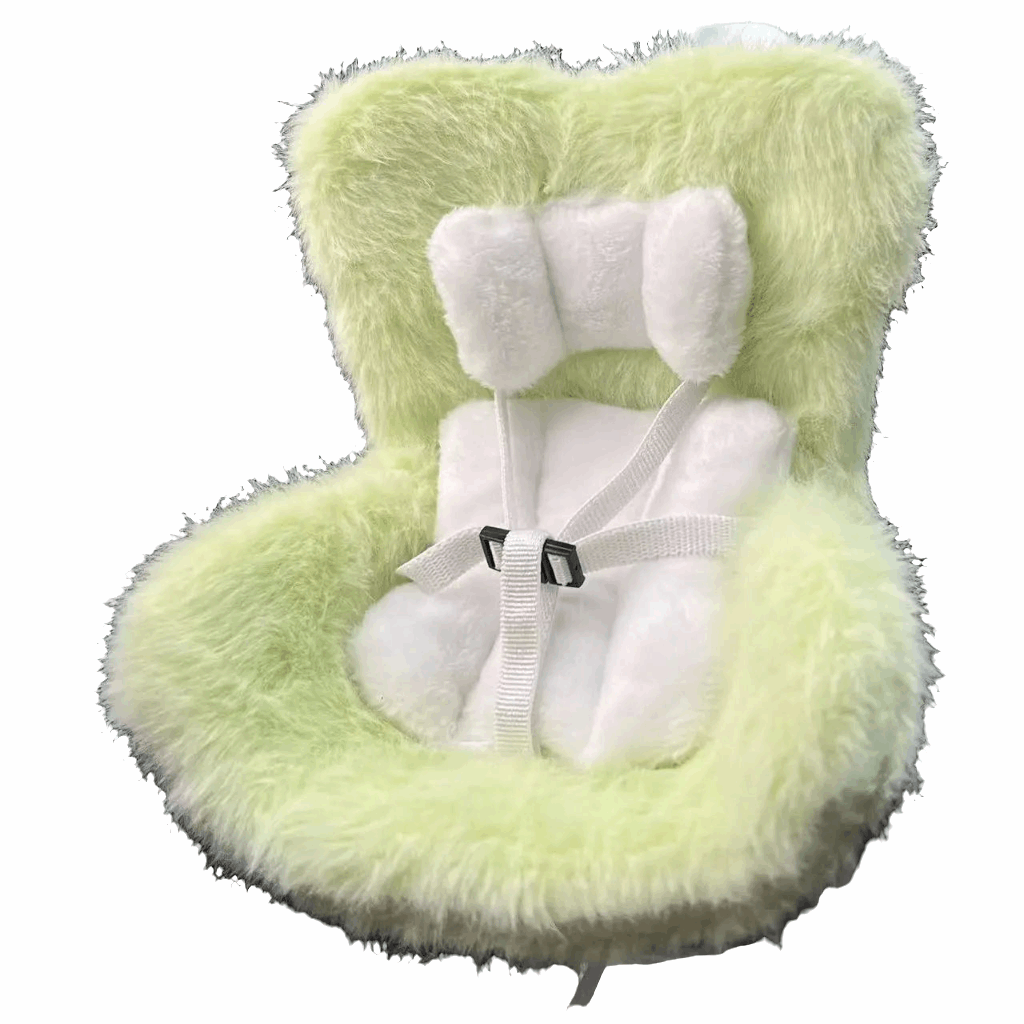 alt="Siège auto en peluche douce pour figurines Labubu 15-17 cm – accessoire confortable, design élégant et sécuritaire, parfait pour exposition ou transport"