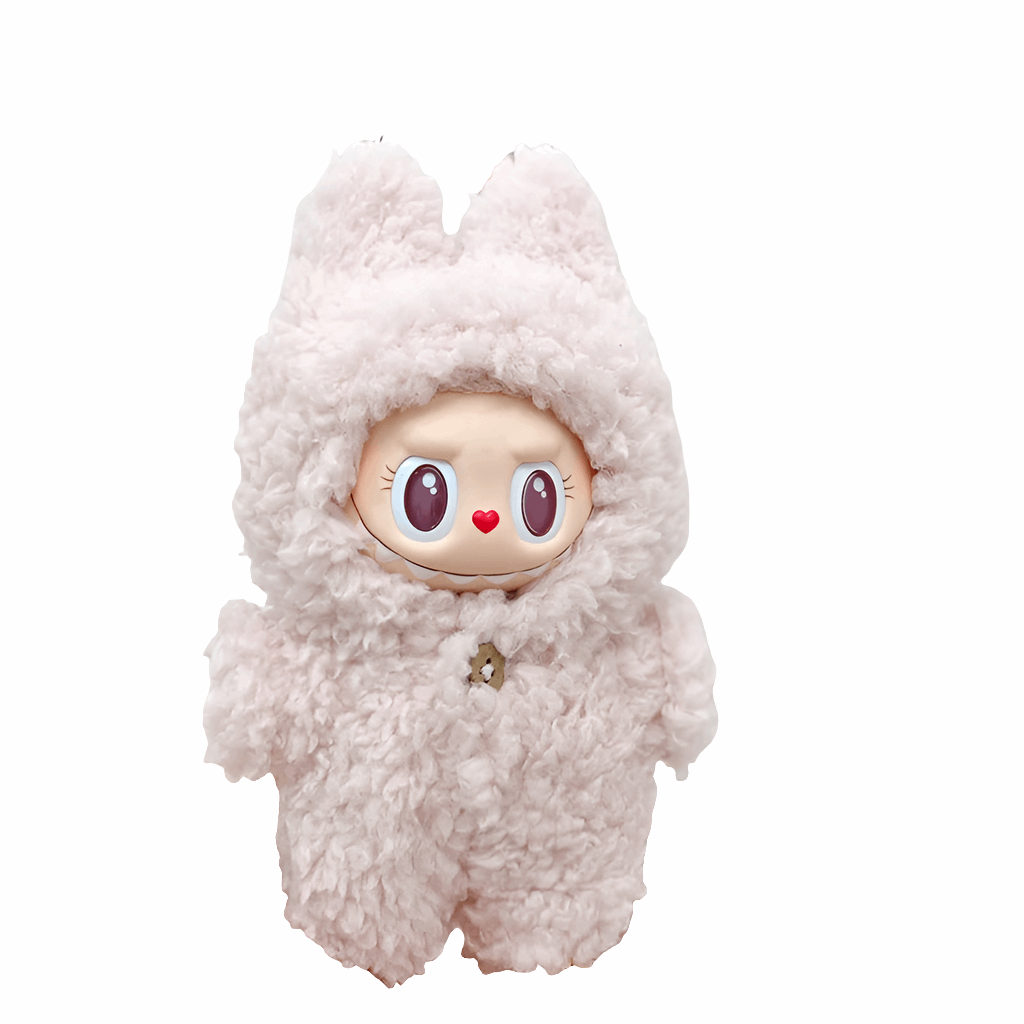 Pyjama douillet pour Labubu, figurine en peluche vêtue d'un pyjama rose adorable avec des oreilles de lapin.