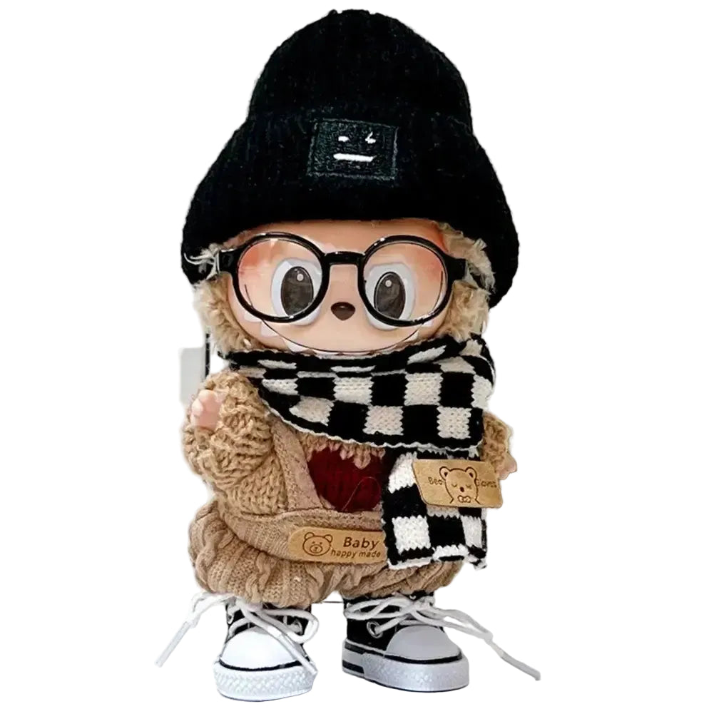 Labubu Tenues - Poupée habillée d'un ensemble d'hiver tricoté avec un bonnet noir et des lunettes