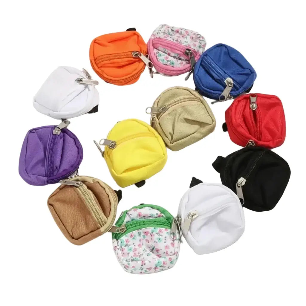Sacs à dos mini - Padded pour Labubu en couleurs variées, en forme de cercle, idéaux pour un look coloré.