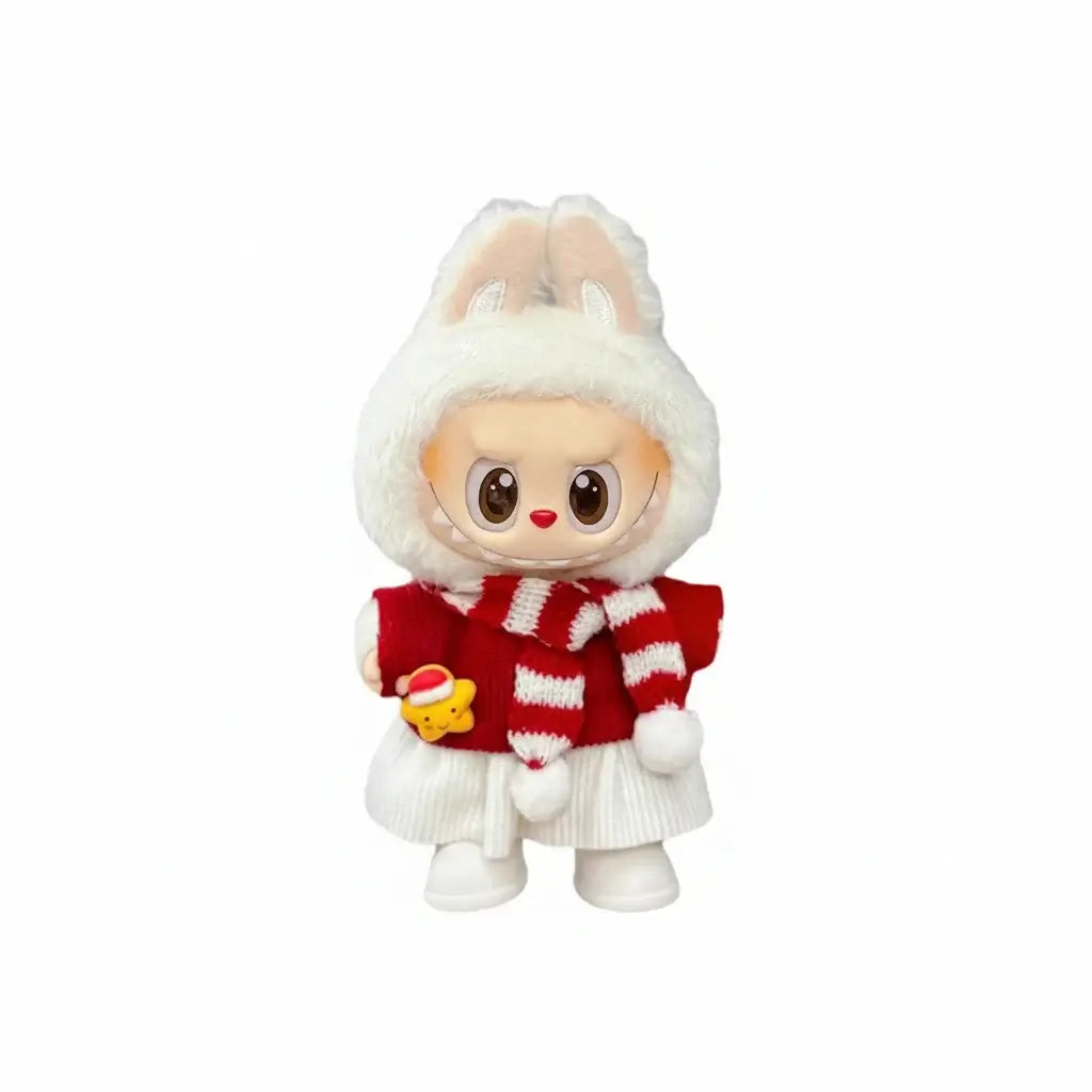 Labubu Tenues Noël Esprit Couture - Poupée mignonne en costume de Noël avec un chapeau en fourrure.